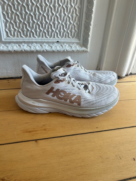 Hoka Shoes - Hoka Women's Running Sneakers in Cream with Rose Gold Logo